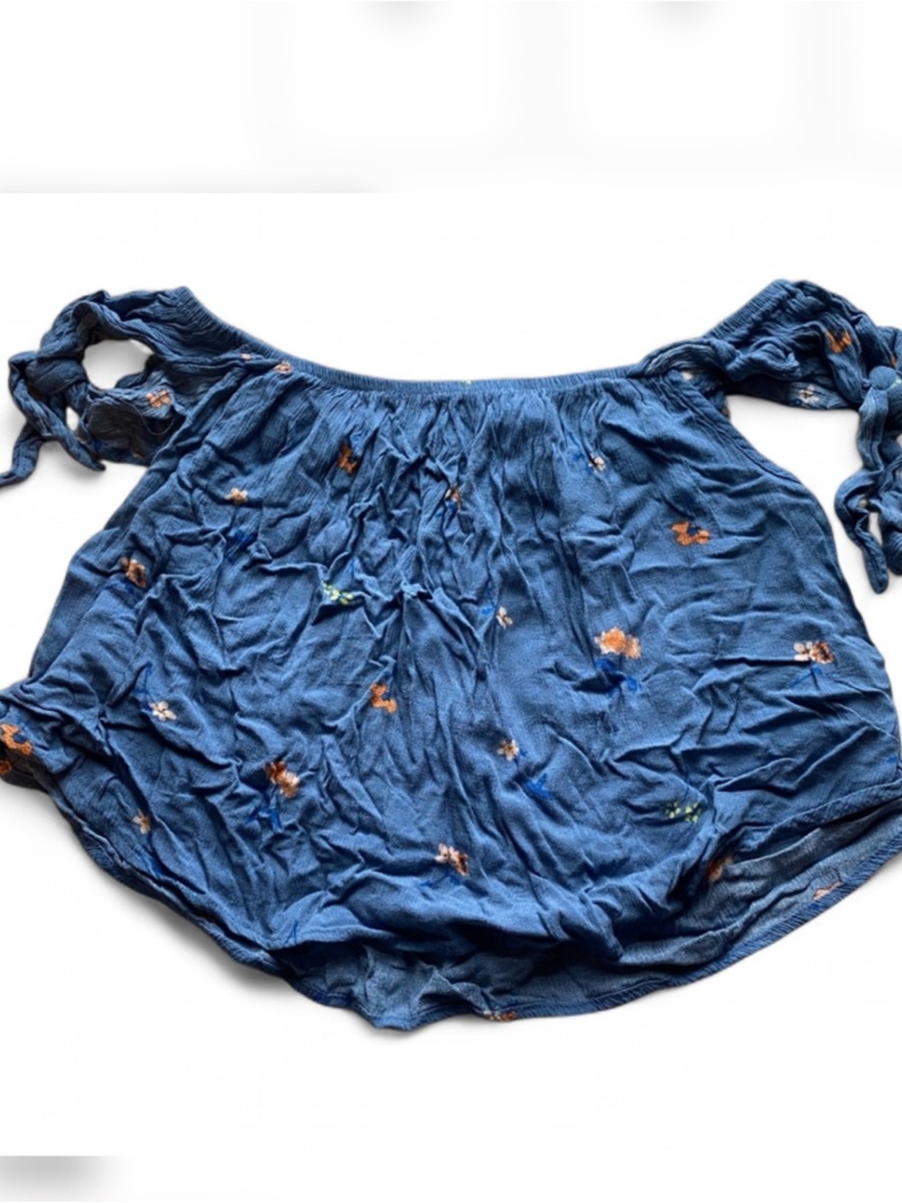 ⚡️⚡️FREE a with a purchase of $25⚡️⚡️One Clothing- Crop Top, SIZE: S